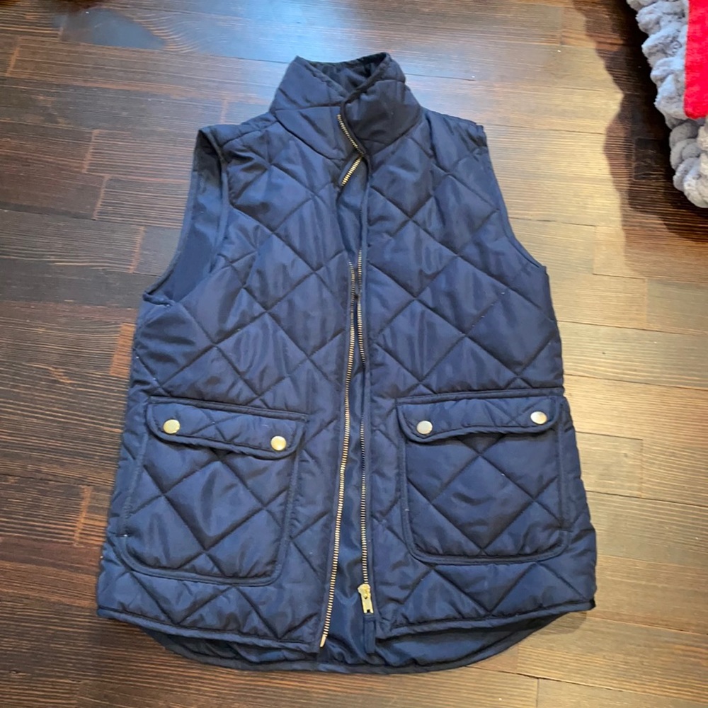 Navy vest size small